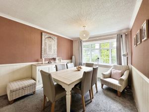 Dining Room- click for photo gallery